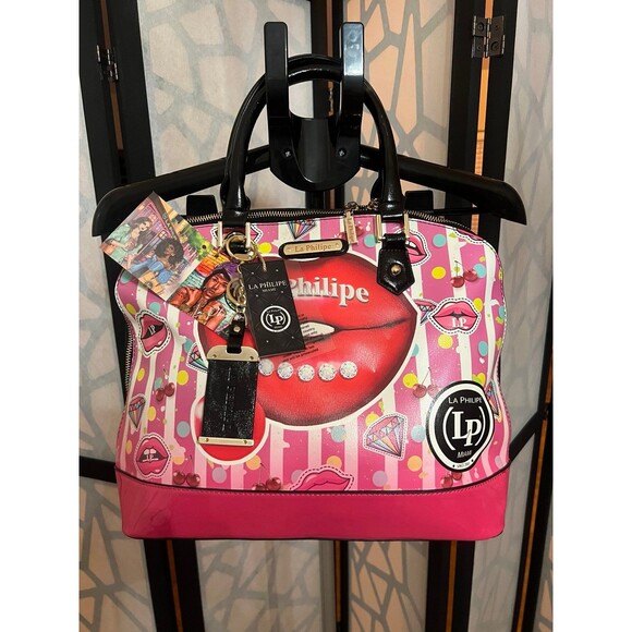 LA Philipe JUICY LIPS " OVAL HANDBAG. NWT - Picture 1 of 9